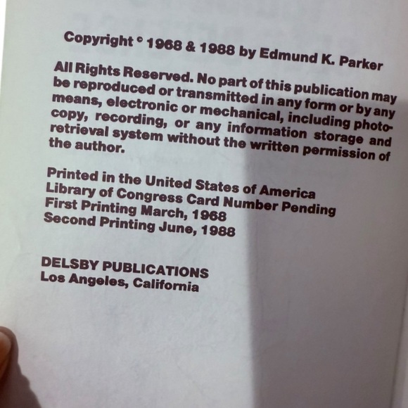 RETRO BOOK The Woman's Guide to Self-Defense Illustrated Book Feminist Vintage - Picture 8 of 10